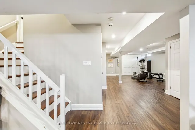 Additional image 28 of 4228 Amaletta Cres