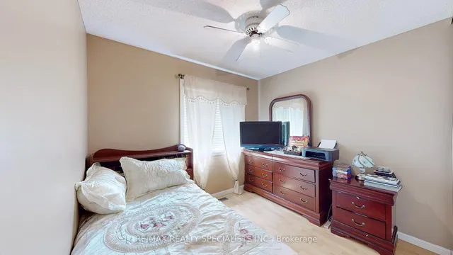 Additional image 19 of 2 Clay Brick Crt Unit 19