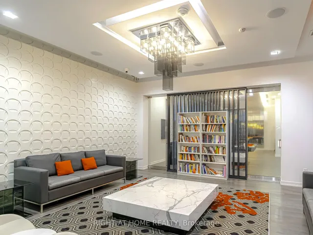 Additional image 22 of 560 Front St Unit 1232