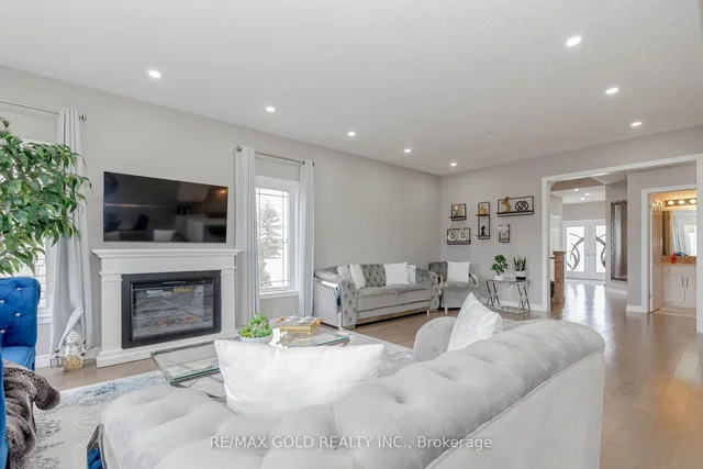 Additional image 14 of 573 Florencedale Cres