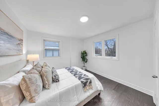 Additional image 18 of 962 Midland Ave