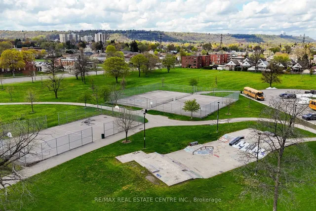 Additional image 48 of 182 Glennie Ave