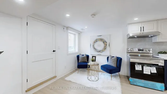 Additional image 25 of 85 Springdale Blvd