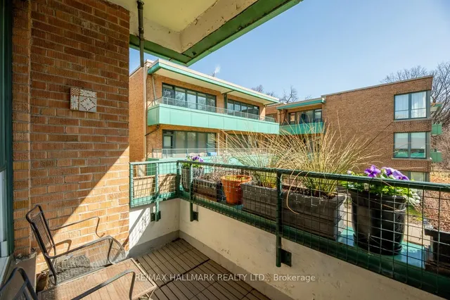 Additional image 25 of 30 Elm Ave Unit 212