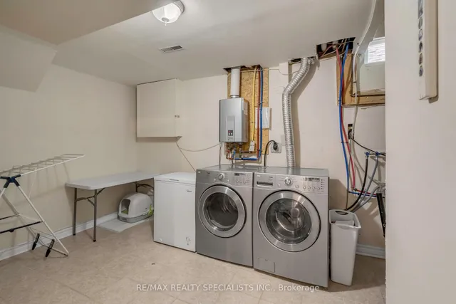 Additional image 38 of 65 Somerset Dr