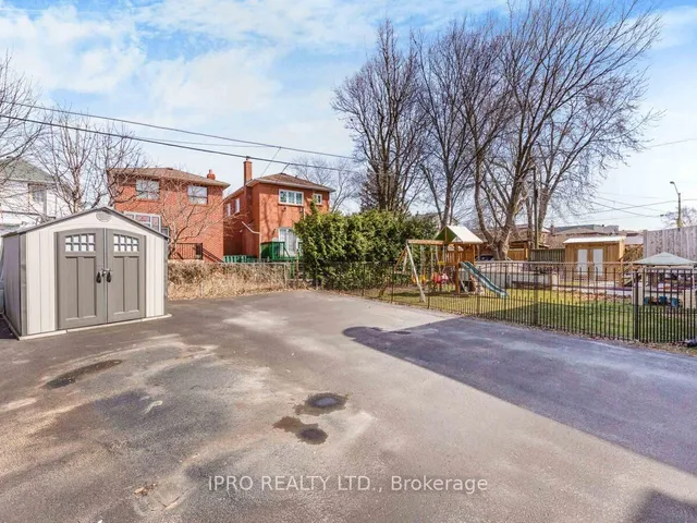 Additional image 28 of 33 Everett Cres