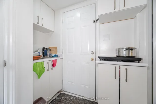 Additional image 34 of 9 MAGDALENE Cres