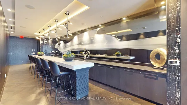 Additional image 35 of 87 Peter St Unit 1613