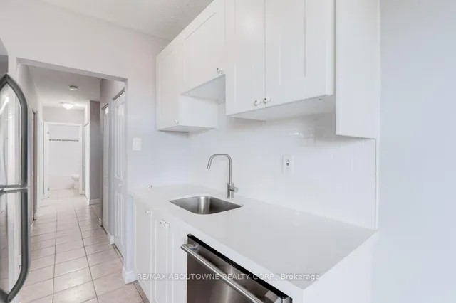 Additional image 7 of 81 Charlton Ave Unit 903