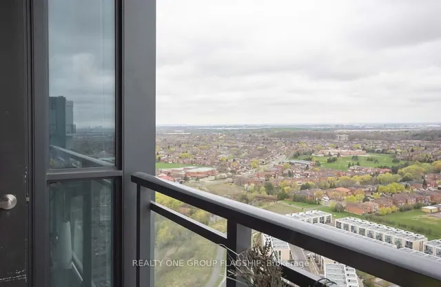 Additional image 17 of 75 Eglinton Ave Unit 2408