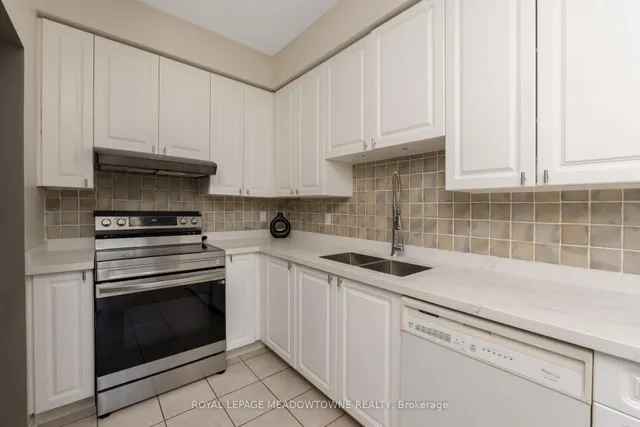 Additional image 19 of 1876 Stevington Cres