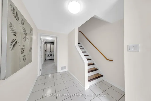 Additional image 18 of 375 Military Tr Unit 34