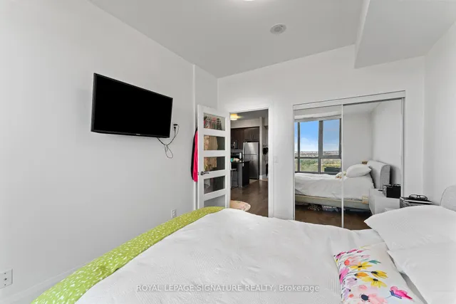 Additional image 12 of 45 Yorkland Blvd Unit 904