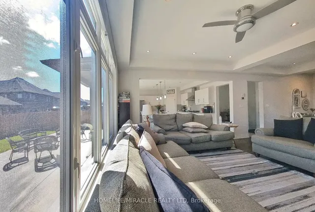 Additional image 19 of 117 Eaglecrest St