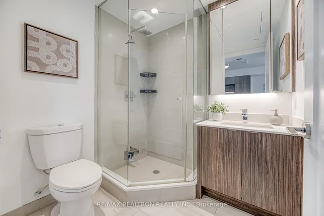 Additional image 7 of 1 Edgewater Dr Unit 719