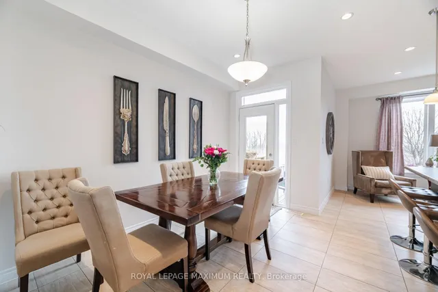 Additional image 13 of 134 Hazelton Ave