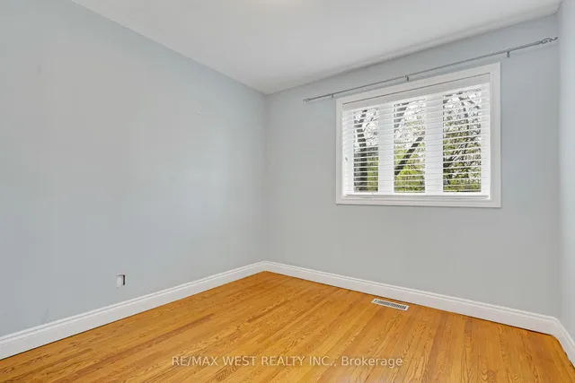 Additional image 18 of 2 Cabot Crt