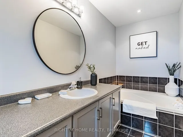 Additional image 21 of 11 Tiller Tr