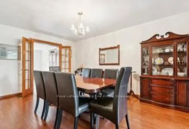 Additional image 16 of 38 Fernbank Ave