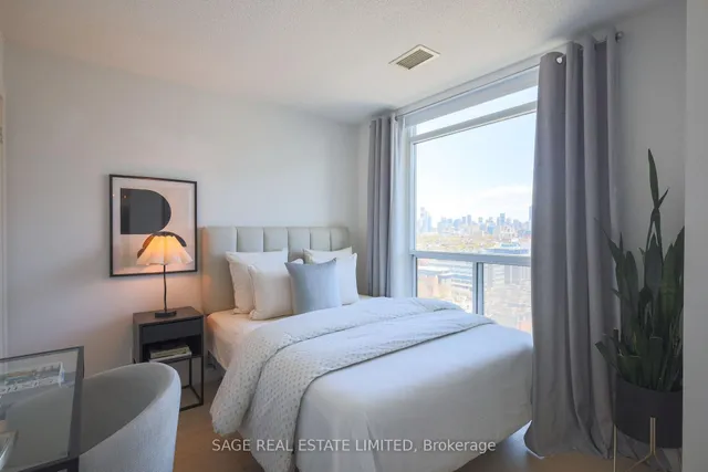 Additional image 22 of 80 Western Battery Rd Unit 1708