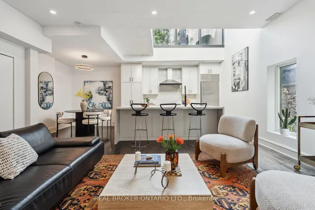 Additional image 19 of 300 Avenue Rd Unit 4