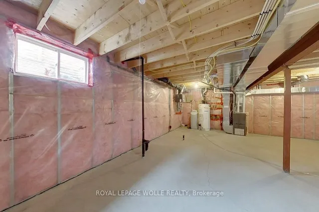 Additional image 44 of 69 Eaglecrest St