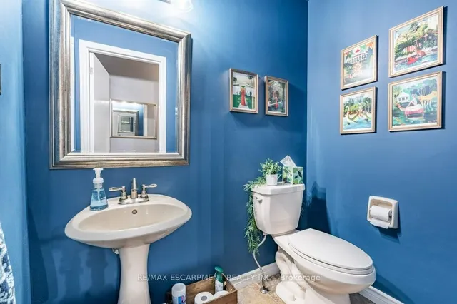 Additional image 22 of 14 Twin Crt