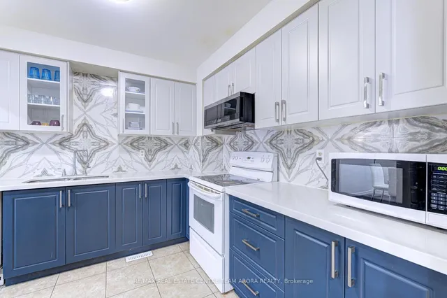 Additional image 16 of 10 Menoke Crt