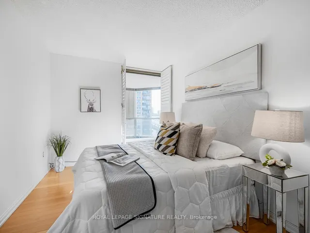 Additional image 19 of 2045 Lake Shore Blvd Unit 1008