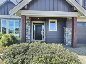 Additional image 5 of 473 Ridgefield Dr