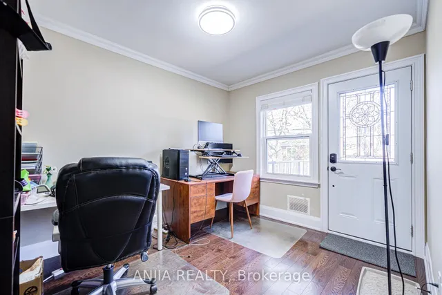 Additional image 41 of 56 Flintridge Rd