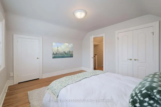 Additional image 22 of 15 Kingsgarden Rd