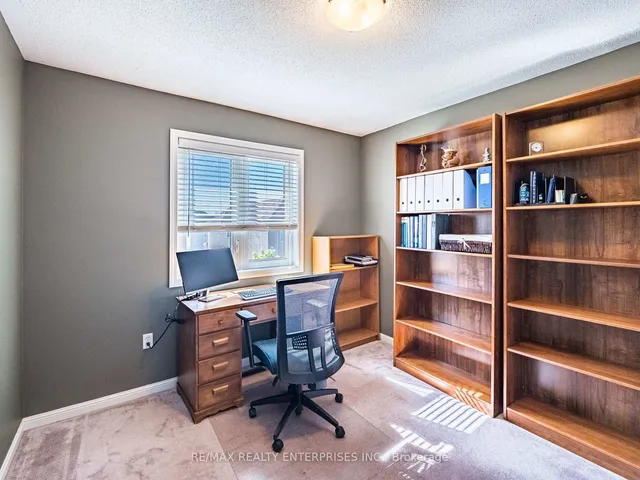 Additional image 34 of 256 Sherwood Rd