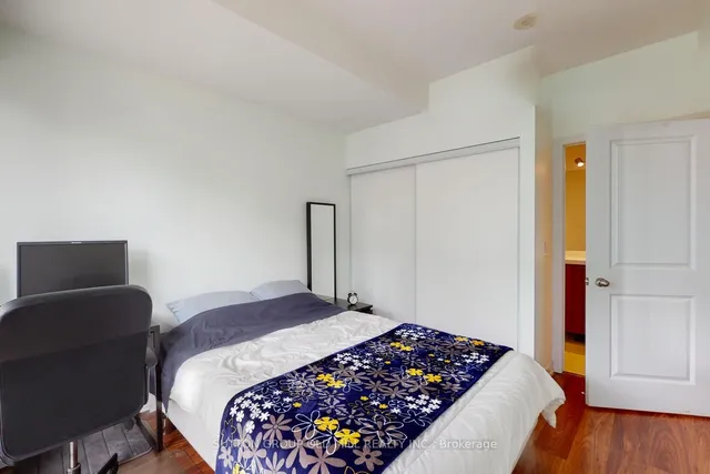 Additional image 15 of 105 George St Unit 511