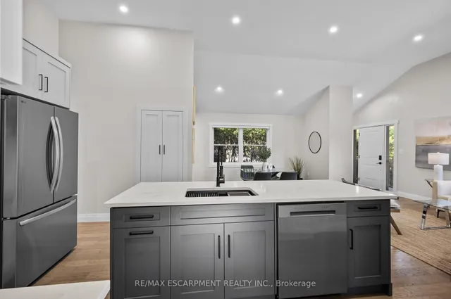 Additional image 18 of 1041 Shepherd's Dr