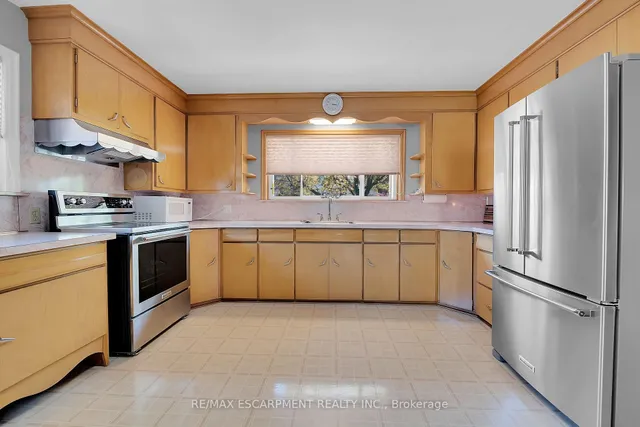 Additional image 8 of 45 James Ave