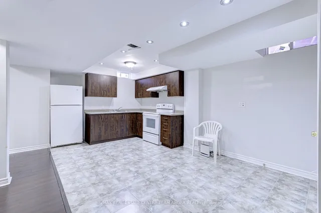 Additional image 40 of 23 George Robinson Dr