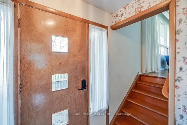 Additional image 4 of 363 East Side Cres