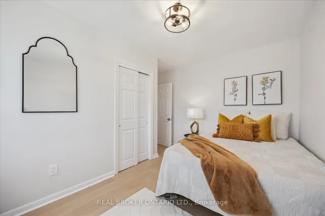 Additional image 22 of 237 Chine Dr