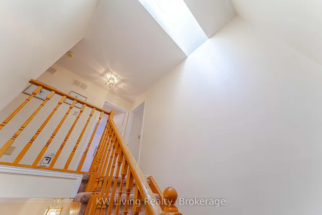 Additional image 10 of 39 Duxbury Dr