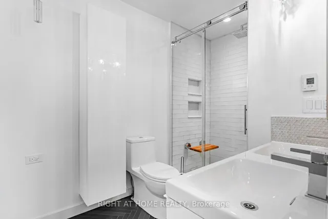 Additional image 32 of 16 Leland Ave