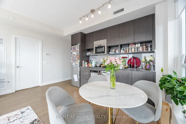 Additional image 13 of 7 Mabelle Ave Unit 3409