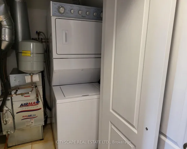 Additional image 22 of 2496 Post Rd Unit 6