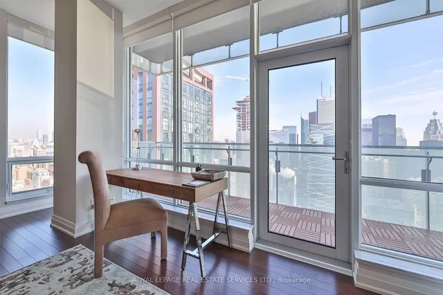 Additional image 19 of 80 John St Unit 4406