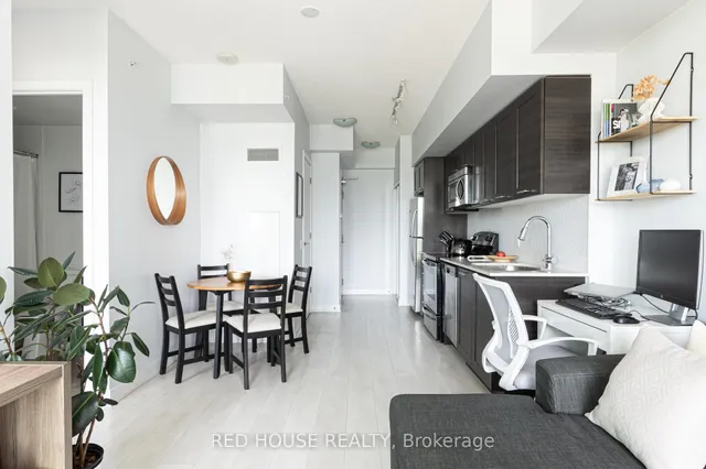 Additional image 9 of 2200 Lakeshore Blvd Unit 2506