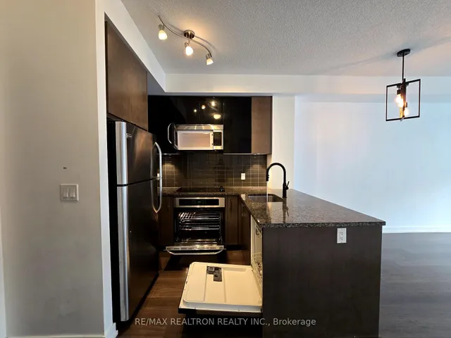 Additional image 5 of 89 Dunfield Ave Unit 803