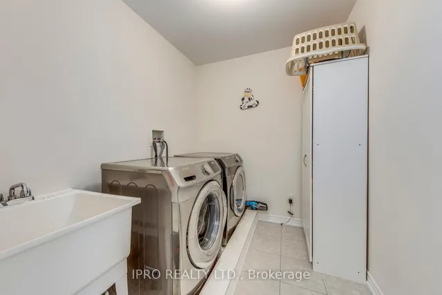 Additional image 31 of 11 Trentonian St