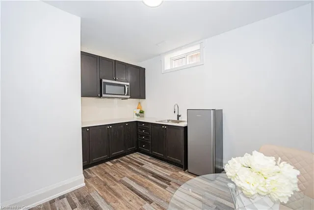 Additional image 41 of 23 Hillcrest Ave