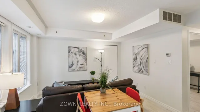 Additional image 18 of 54 East Liberty St Unit 1044