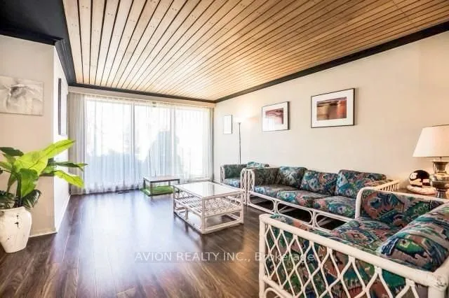 Additional image 3 of 215 Dunview Ave